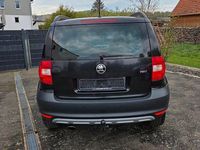 Gebraucht Skoda Yeti 105 PS (77 kW) 2013 Schwarz SUV