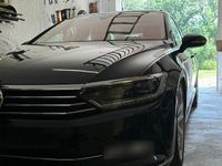 Gebraucht VW Passat Highline 150 PS (110 kW) 2015 Schwarz Kombi