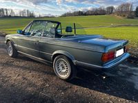 Gebraucht BMW 325 Basis 170 PS (125 kW) 1988 Grau Cabrio