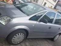 Gebraucht Opel Meriva 90 PS (66 kW) 2005 Silber Van / Kleinbus
