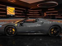 Gebraucht Ferrari 296 829 PS (609 kW) 2024 Grau Cabrio