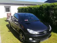 Gebraucht Peugeot 206 CC 109 PS (80 kW) 2005 Schwarz Cabrio