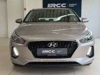 Gebraucht Hyundai i30 Trend 140 PS (102 kW) 2018 White sand Kleinwagen
