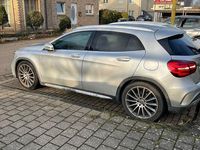 Gebraucht Mercedes GLA250 211 PS (155 kW) 2018 Grau SUV
