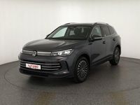 Gebraucht VW Tiguan 150 PS (110 kW) 2025 Grau SUV