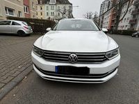 Gebraucht VW Passat 150 PS (110 kW) 2015 Weiß Kombi