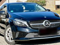 Gebraucht Mercedes A200 136 PS (100 kW) 2016 Schwarz Limousine