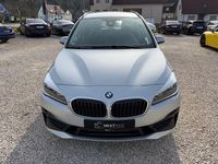 Gebraucht BMW 220 Gran Tourer Advantage 190 PS (139 kW) 2021 Silber Van / Kleinbus