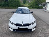 gebraucht BMW 318 d Touring Sport Line Aut. Shadow LED Navi