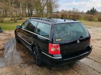 Gebraucht VW Passat 131 PS (96 kW) 2002 Schwarz Kombi