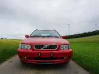 Gebraucht Volvo V40 122 PS (89 kW) 2003 Rot Kombi