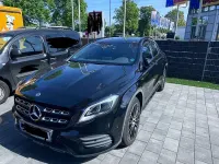 Gebraucht Mercedes 200 136 PS (100 kW) 2018 Schwarz SUV