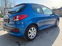 Gebraucht Peugeot 206+ 75 PS (55 kW) 2010 Blau Kleinwagen