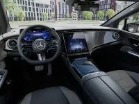 Gebraucht Mercedes EQE350 Premium 214 kW (292 PS) 2023 Blau / sodalithblau Limousine
