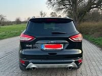 Gebraucht Ford Kuga Individual 179 PS (131 kW) 2015 Schwarz SUV