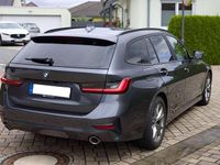 Gebraucht BMW 320 Advantage 190 PS (139 kW) 2020 Kombi