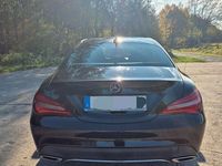 Gebraucht Mercedes CLA180 122 PS (89 kW) 2016 Schwarz Limousine