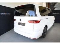 Gebraucht VW Multivan Life 150 PS (110 kW) 2025 Weiß Van