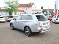 Gebraucht Mitsubishi Outlander Instyle 150 PS (110 kW) 2014 Silber SUV