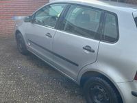 Gebraucht VW Polo 64 PS (47 kW) 2006 Silber Kleinwagen