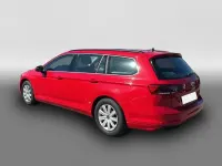 Usata VW Passat Edition 122 CV (89 kW) 2023 Rosso Station wagon