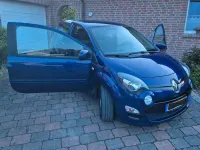 Używany Renault Twingo Initiale Paris 75 KM (55 kW) 2013 Niebieski Hatchback