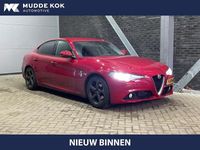 Gebraucht Alfa Romeo Giulia Super 201 PS (147 kW) 2016 Rot Limousine
