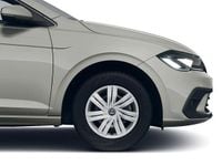 Neu VW Polo 95 PS (69 kW) 2026 Grau Limousine