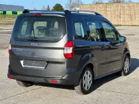 Używany Ford Tourneo Courier 101 KM (74 kW) 2019 Szary Minivan
