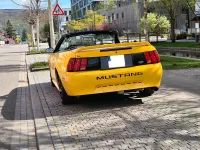Gebraucht Ford Mustang 196 PS (144 kW) 2000 Gelb Cabrio