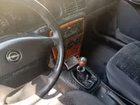 Gebraucht Opel Vectra 116 PS (85 kW) 1996 Grau Limousine
