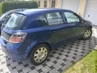 Gebraucht Opel Astra 105 PS (77 kW) 2007 Blau Limousine