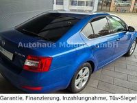 Gebraucht Skoda Octavia 150 PS (110 kW) 2016 Blau Limousine