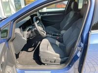 Gebraucht VW Golf VIII Edition 150 PS (110 kW) 2023 Anemonenblau metallic Limousine