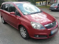 Gebraucht Opel Zafira Edition 150 PS (110 kW) 2006 Rot Van / Kleinbus