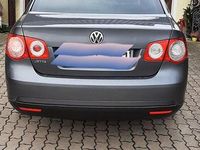 Gebraucht VW Jetta 122 PS (89 kW) 2009 Grau Limousine