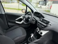 Gebraucht Peugeot 208 68 PS (50 kW) 2015 Kleinwagen