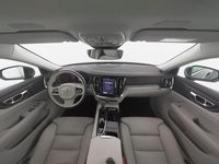 Gebraucht Volvo V60 Plus 456 PS (335 kW) 2023 Blau Kombi