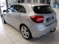 gebraucht Mercedes A180 Urban . Navi. Parktr. Sitzh. Klima . AHK