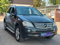 Gebraucht Mercedes ML280 190 PS (139 kW) 2007 Schwarz SUV