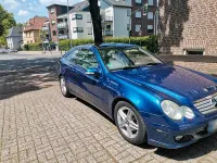Gebraucht Mercedes C220 AMG 150 PS (110 kW) 2006 Blau Coupé