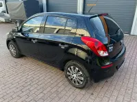 Gebraucht Hyundai i20 Trend 101 PS (74 kW) 2014 Schwarz Kleinwagen