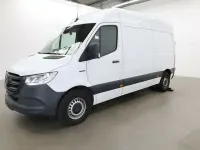 Używany Mercedes E-Sprinter 2022 Biały Van
