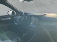 Gebraucht Volvo XC40 Plus 197 PS (144 kW) 2025 Sand dune / metallic SUV
