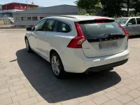 Gebraucht Volvo V60 163 PS (119 kW) 2013 Weiß Kombi