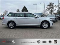 Gebraucht VW Passat Conceptline 150 PS (110 kW) 2022 Weiß Kombi