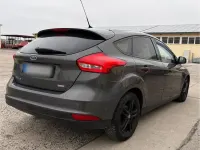 Gebraucht Ford Focus 125 PS (91 kW) 2015 Grau Limousine