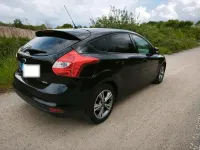 Gebraucht Ford Focus 125 PS (91 kW) 2013 Schwarz Coupé
