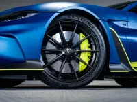 Gebraucht Aston Martin V12 Vantage 700 PS (514 kW) 2022 Satin ming blue Coupé