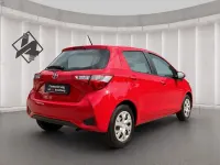 Gebraucht Toyota Yaris 69 PS (50 kW) 2019 Rot Limousine